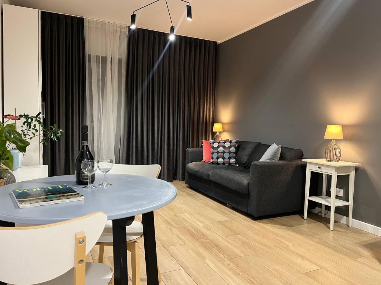 Angel Dreams By The River Walonska 15&19 Od Wroapart-Pl Breslau Exterior foto